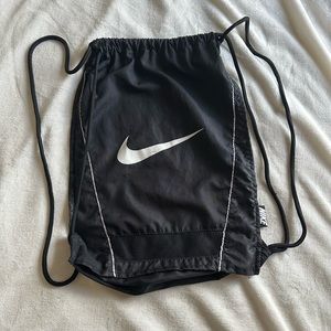 nike drawstring backpack/bag